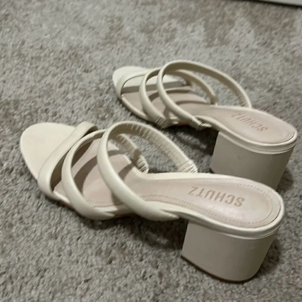 Schutz Women's 11 Block Heel Leather Strappy Slip On Sandals Ivory Cream New